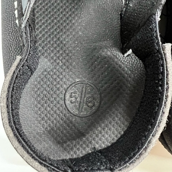 Reef Toddler Sandals Black Slip On Sling Back Summer Pool Boy/Girl size 5/6 - Picture 4 of 8